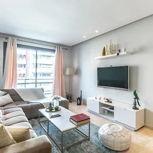  Appartement Comfortable & Elegant Flat In A Lively Place By Shortstaymaroc